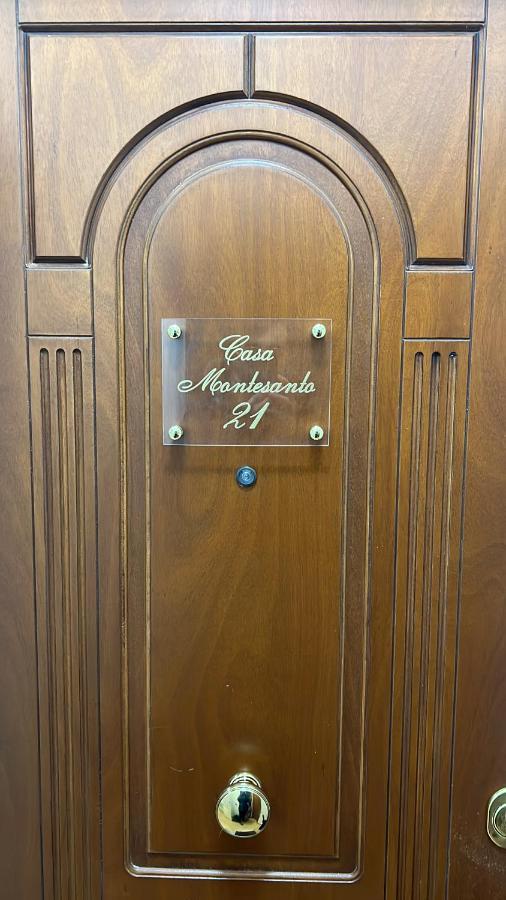 דירות נאפולי Casa Montesanto 21 מראה חיצוני תמונה